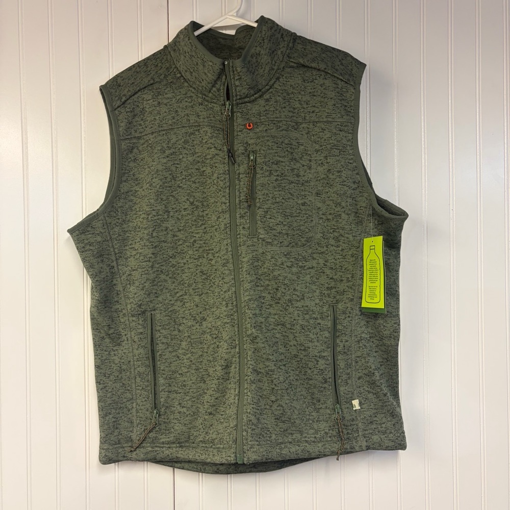 Lake & Trail Green Sleeveless Zip-Up Vest Men’s Large NWT Knit Outdoor